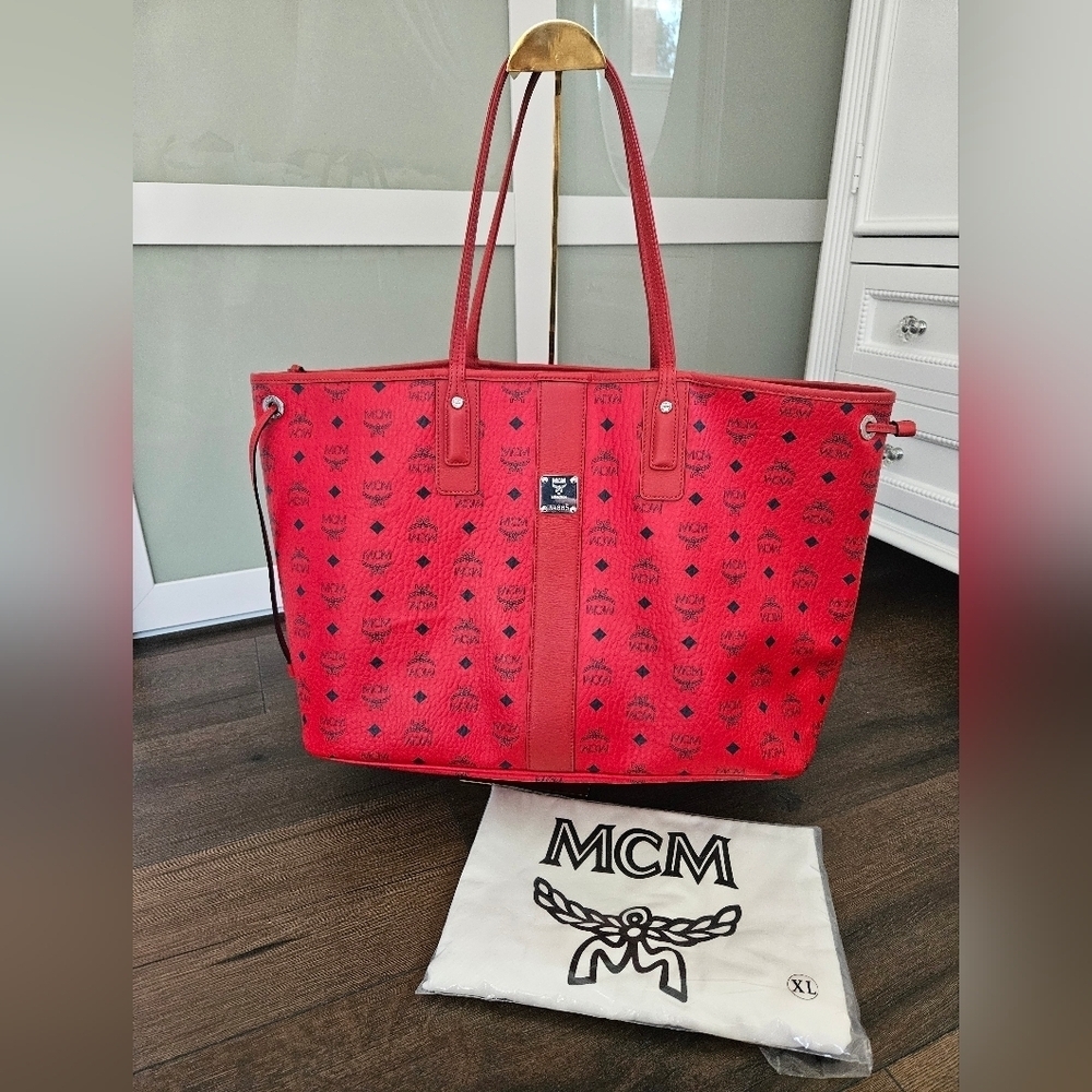 MCM Visetos Liz Reversible Shopper Tote Large Ruby Red Gingham Limited Edition